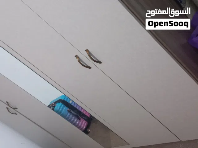 خزانة تفصيل خشب ملبس bdfضد المي والعفن والرطوبة للبيع