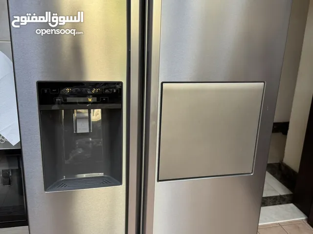 Daewoo Side by Side Refrigerator in perfect condition
