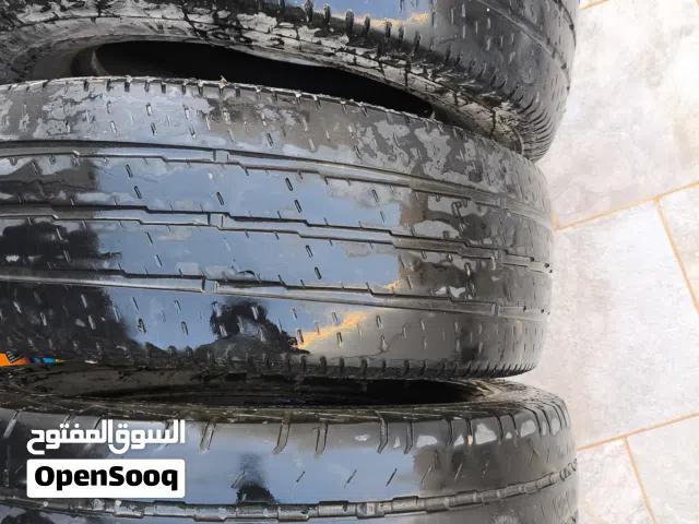 3 قومات بدون ديسكو 235/65/16c حموله