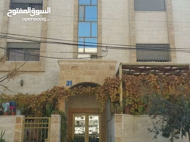 133m2 5 Bedrooms Apartments for Sale in Amman Jabal Al Zohor