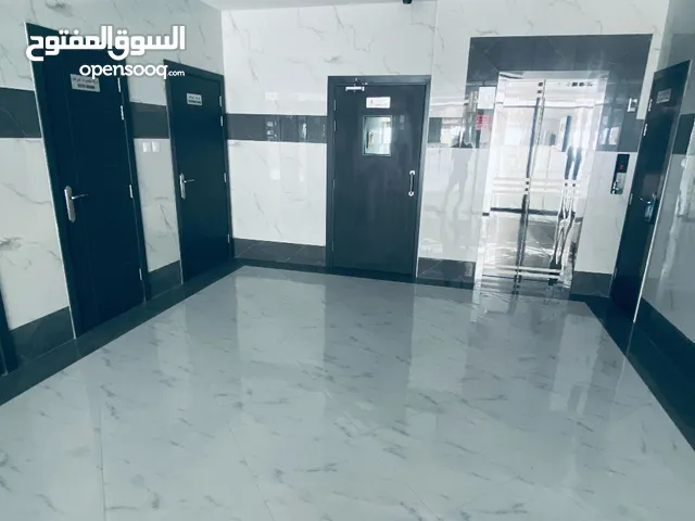 شقه غرفتين وصاله بإطلاله رائعه اول ساكن   بالجرف 3