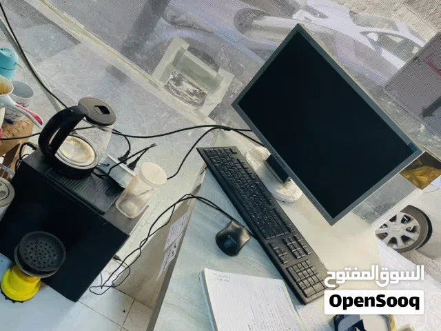 كمبيوتر للبيع
