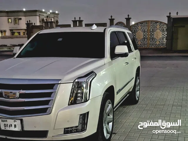 2015 Cadillac Escalade first owner from the dealership. Gulf specification.