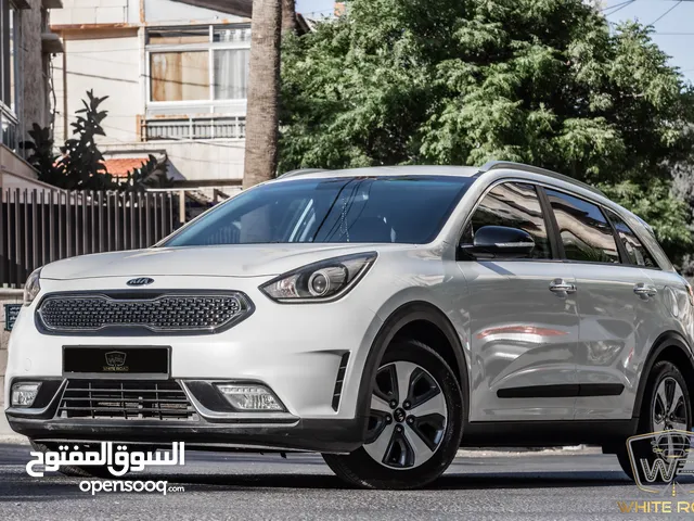 Kia Niro 2017 السيارة بحالة ممتازة جدا