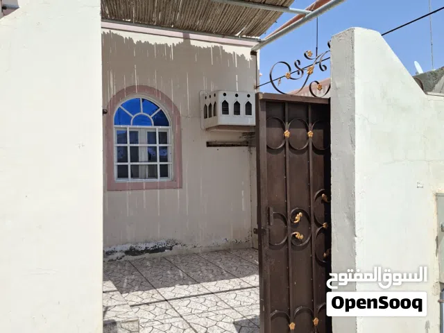 95 m2 2 Bedrooms Apartments for Rent in Al Batinah Barka