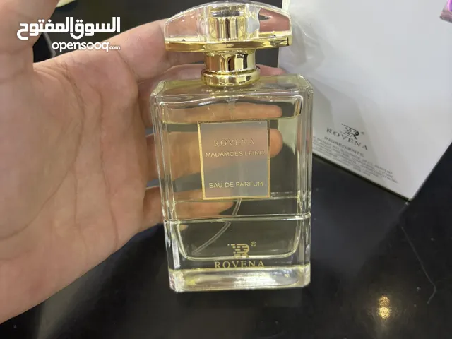 عطر نسائي جميل