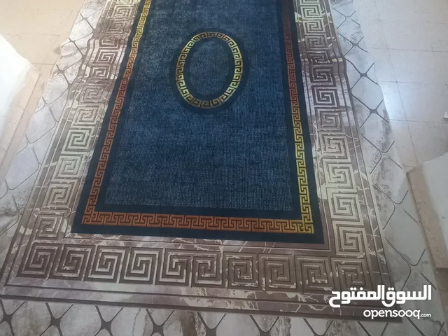 سجادتين بحالة ممتازة مافيهم ولا خدش