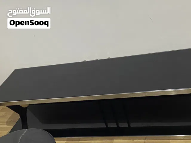طاوله تلفزيون قزاز ثقيله للبيع