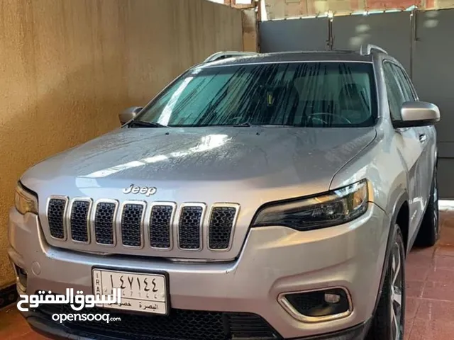 Used Jeep Cherokee in Basra