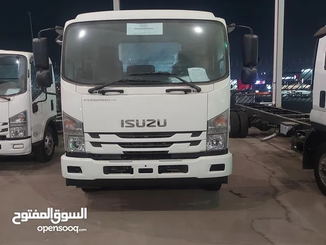 2024 قير عادي دينا ايسوزو FRR