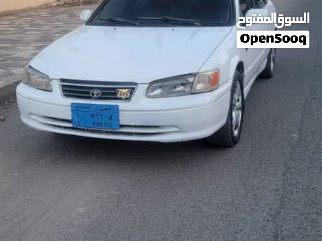 2001 تويوتا كامري GLX