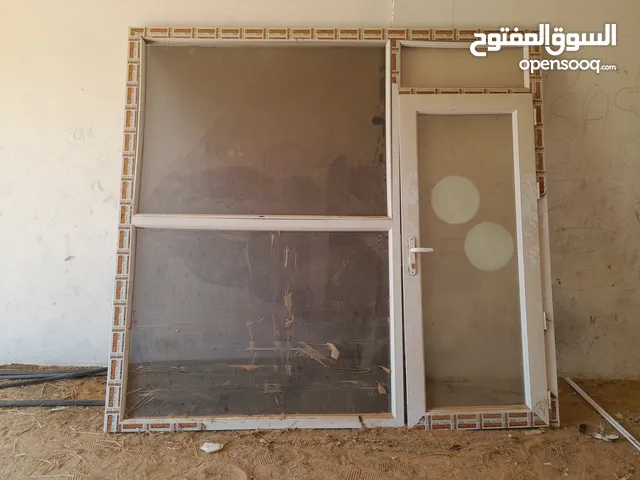 باب بي في سي PFC