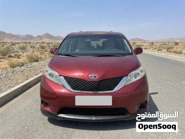 2017 Toyota Sienna LE