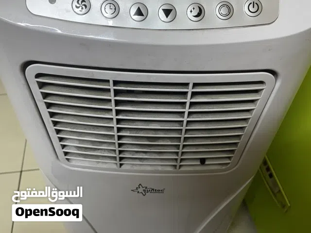 سبلت متنقل بسعة 0:6طن الاستعمال قليل ونضيف وتبريدة حلوه وممتاز للبيع