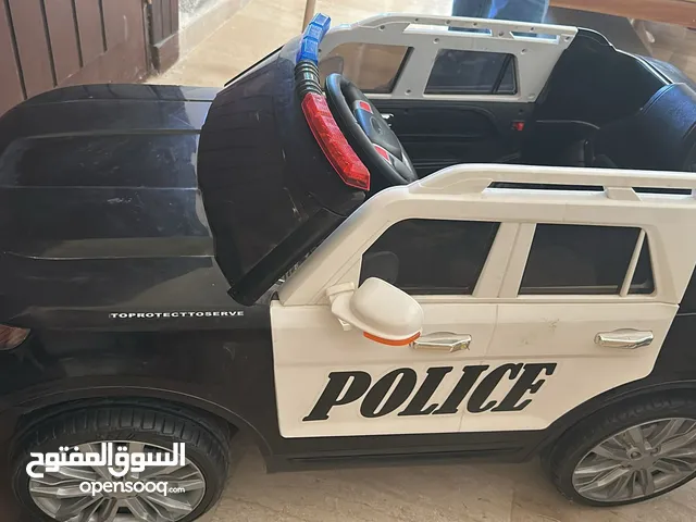 سيارة كهرباء للاطفال بحالة جيدة