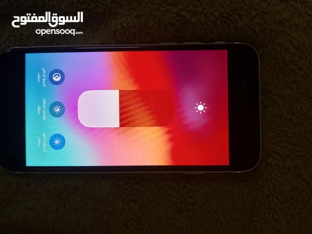 Apple iPhone SE 64 GB in Al Batinah