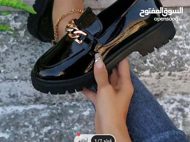 Black Comfort Shoes in Zarqa