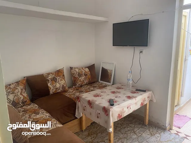 Garçonnière azlef/كارسونية أزلف