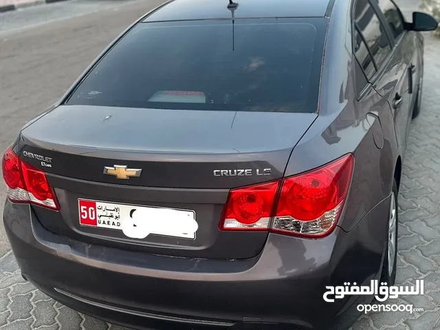 Chevrolet cruze - 2014 Model Black with 1 year license