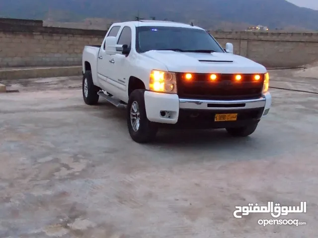 Used Chevrolet Silverado in Dhofar