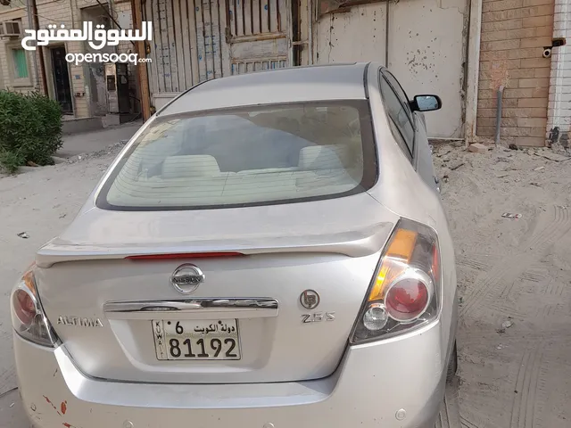 Used Nissan Altima in Farwaniya