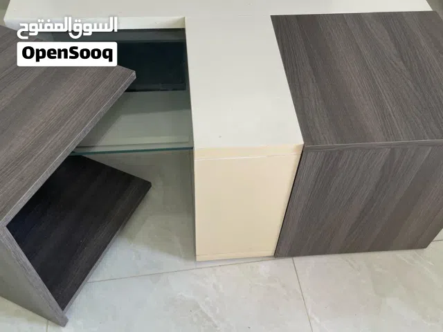 طاولة صالون