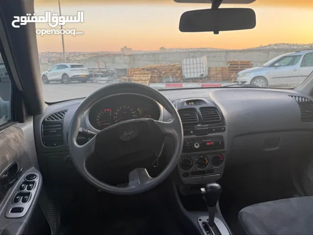 هونداي فيرنا 2004