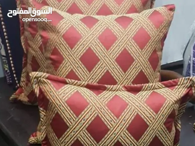 كوشنز كنب ووجه مخدات ومفارش للطاولات