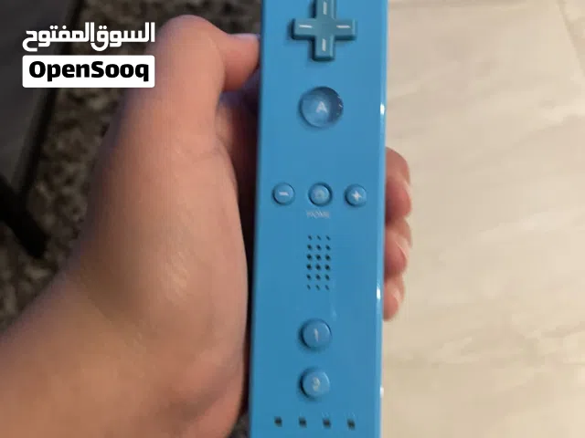 أيد ننتندو Wii للبيع