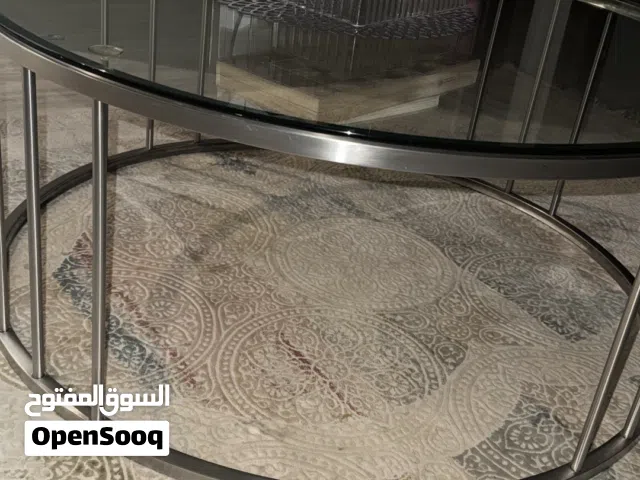 طاولة قزاز شفاف قوي ومتين