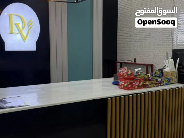 للبيع محل fast food مجهز بالكامل في موقع استراتيجي ببركاء – تم تخفيض السعر للبيع المستعجل!