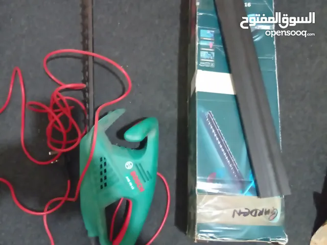 مقص تنسيق الأشجار والأزهار بوش