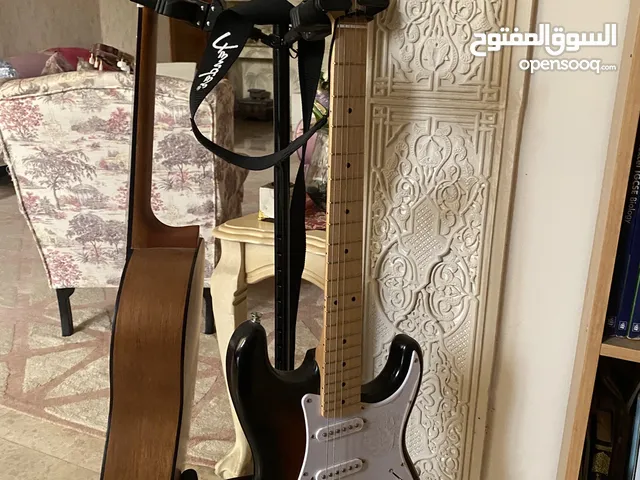 جيتار كهربائي وكلاسيك للبيع مع سماعة AMP 20watt  Electric guitar with classic guitar  2 in 1 price