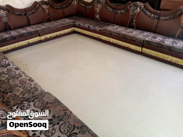 مجلس 18 مقعد مورسات