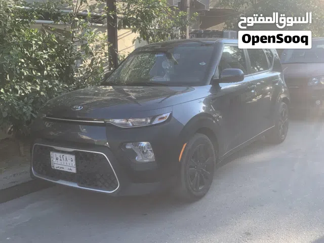 2020 كيا سول LX