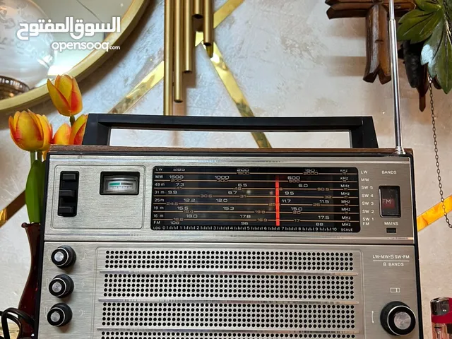 راديو سيلينا ترانسوستر صناعه الاتحاد السوفيتي يعمل بشكل ممتاز جدا اصدار السبعينيات من القرن الماضي