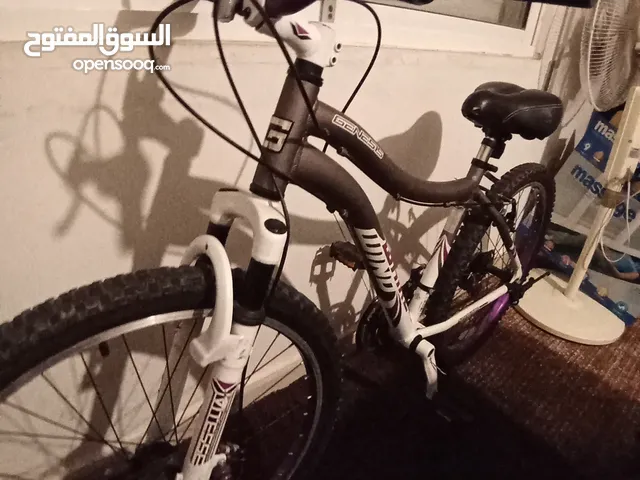 دراجه هوائيه امريكيه جينسس 26