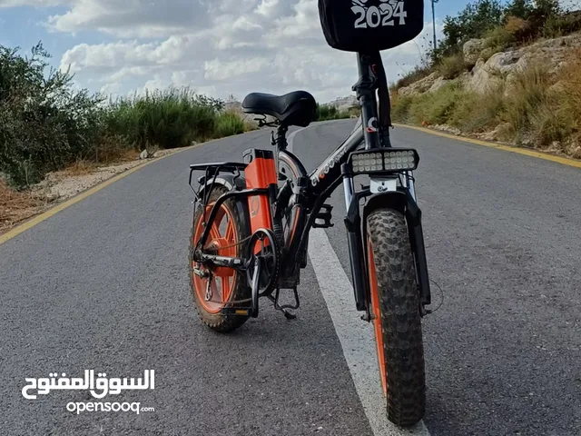 بسكليت كرتونه حراج عليك فيه خشط