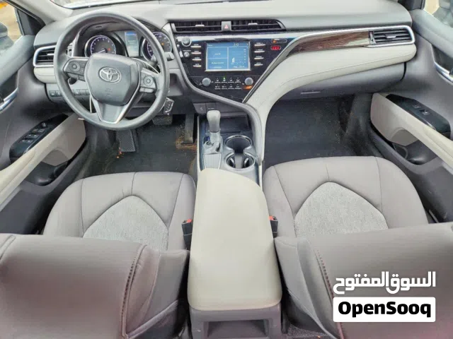 2018 تويوتا كامري LE