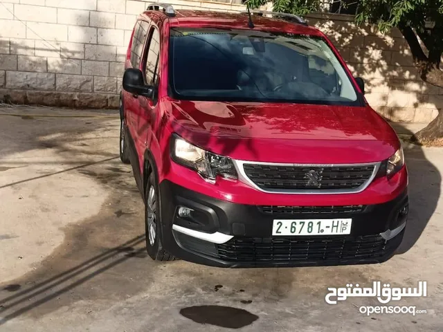 بيجو ريفتر 2019