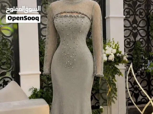 فستان لون فستقي يجنن