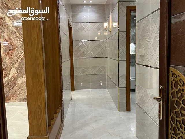 600 m2 5 Bedrooms Apartments for Rent in Tabuk Al Yarmuk