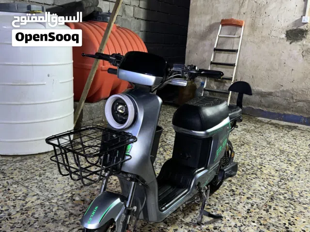دراجة شحن R9 2026 وينلي حجم البطاريات 32 وبعدهن بحيلهن كلشي ما مبدل بيها ولا قطعه