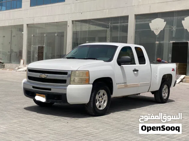 Chevrolet Silverado LT 2009 (White)