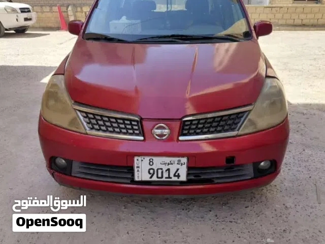 2008 نيسان تيدا