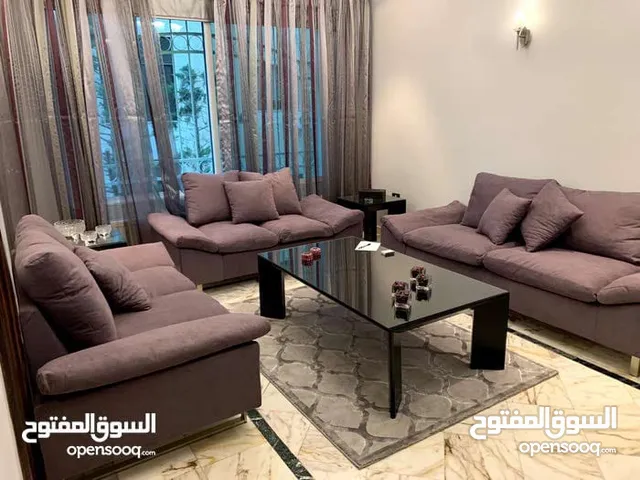 175m2 3 Bedrooms Apartments for Rent in Amman Al Rabiah