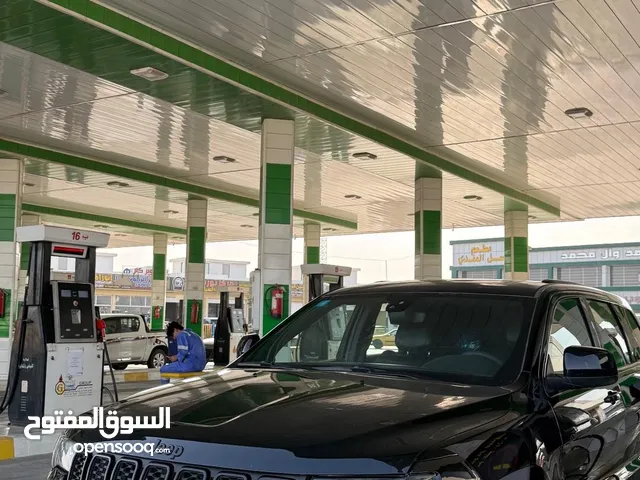 Used Jeep Grand Cherokee in Basra