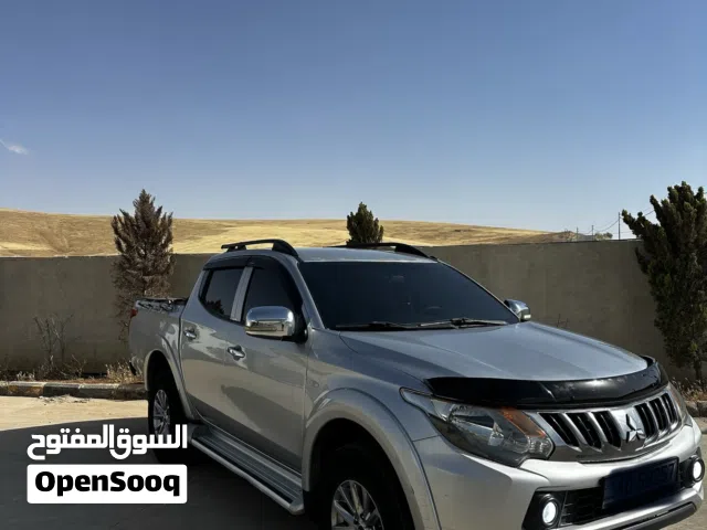 2018 ميتسوبيشي L200 Standard