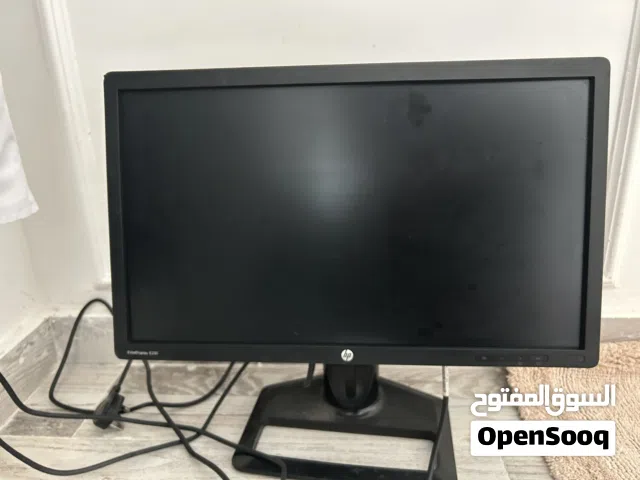 23" HP monitors for sale  in Muscat