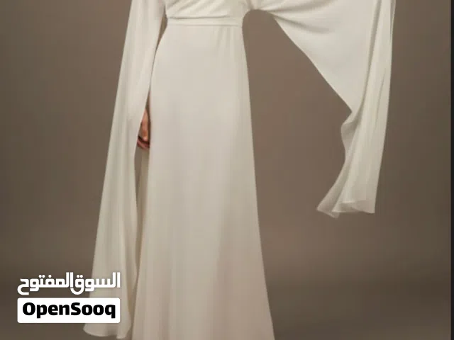 فستان مناسبات: خطبة وكتب كتاب